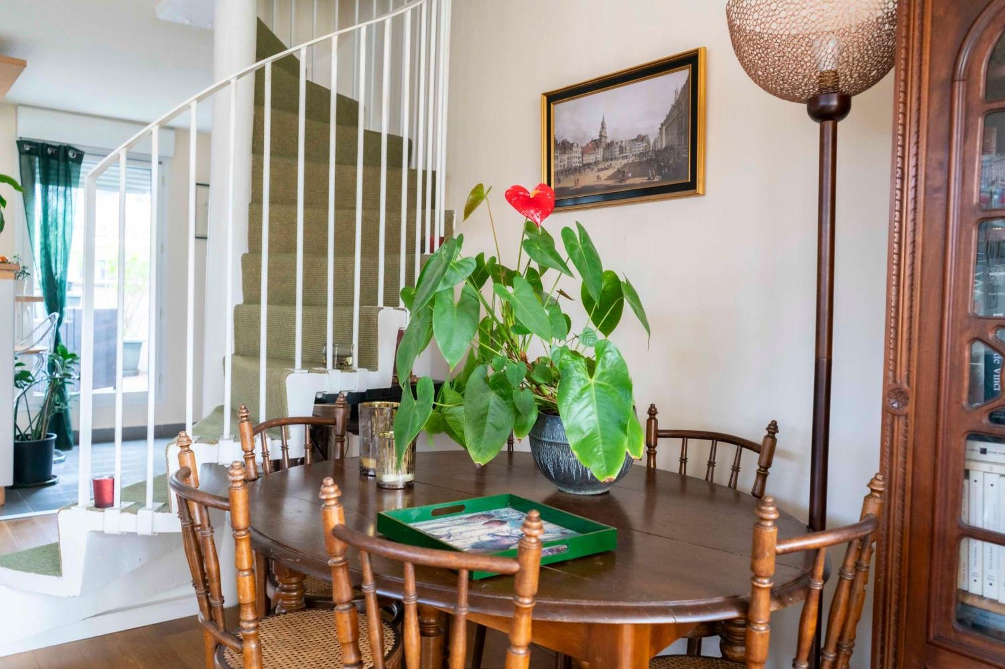 Appartement Charming Duplex With Two Balconies In The 13th