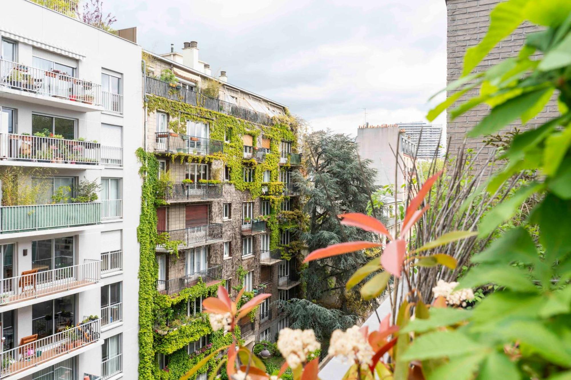 Charming Duplex With Two Balconies In The 13th