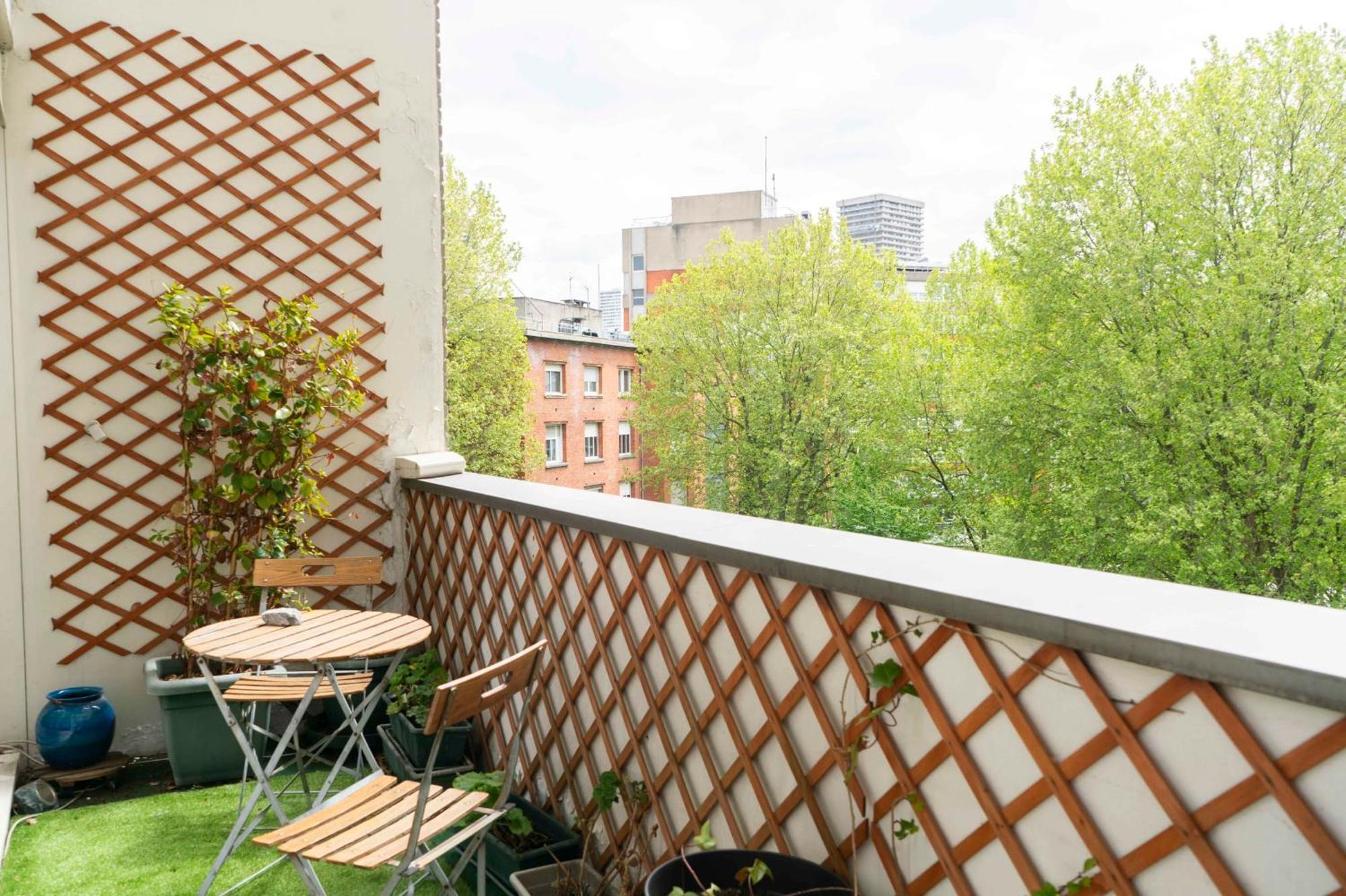 Charming Duplex With Two Balconies In The 13th Appartement